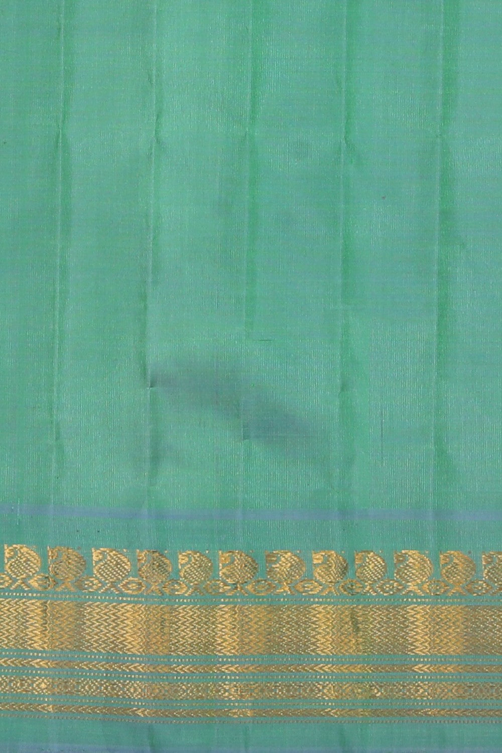 Image of Gadwal Silk Peach Saree